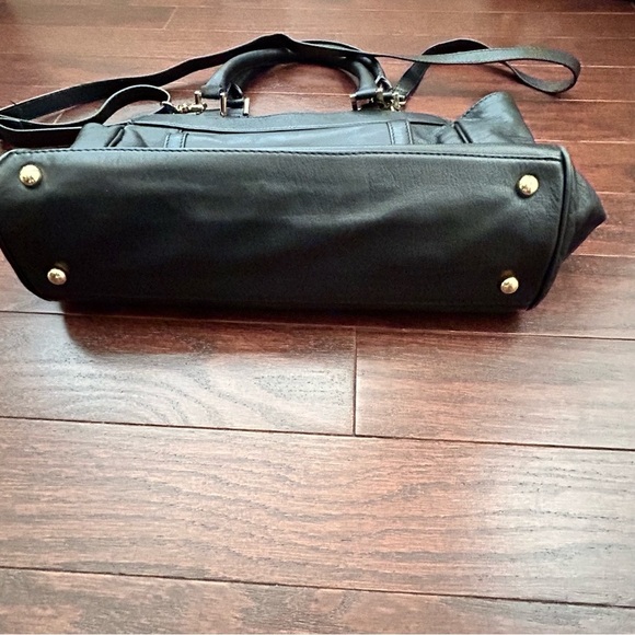 Emma Fox Leather Purse With Shoulder Strap - Picture 8 of 14